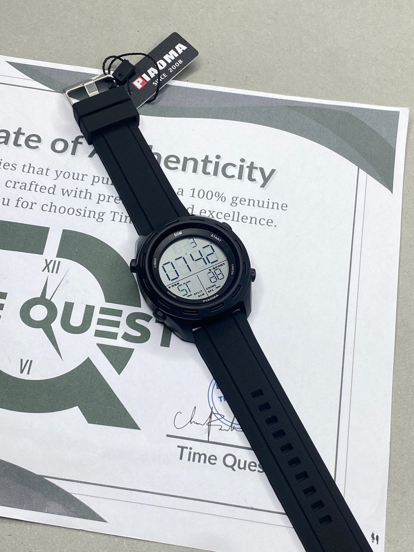 PIAOMA Multi Functional Sports Watch With Round Dial and Digital Display