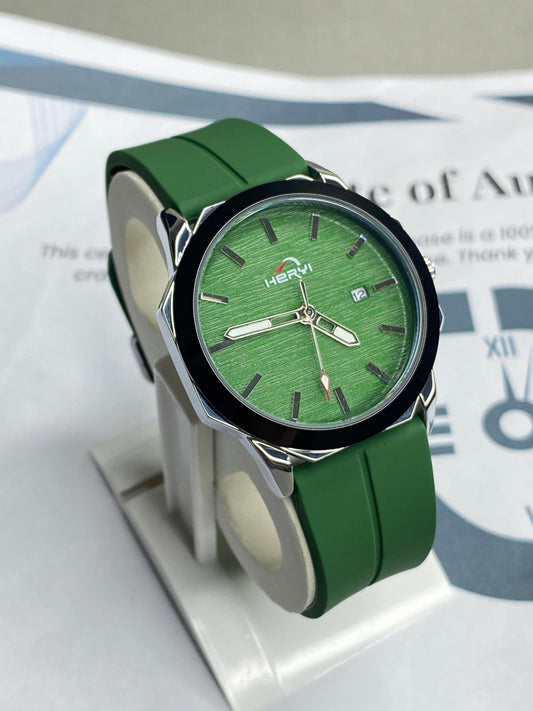 Heyri Slim Design Magnetic Lock & Silicone Straps Watch