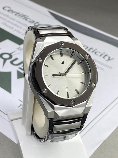 Hublot Geneve Chain Watch For Men With Date Display and Butterfly Lock