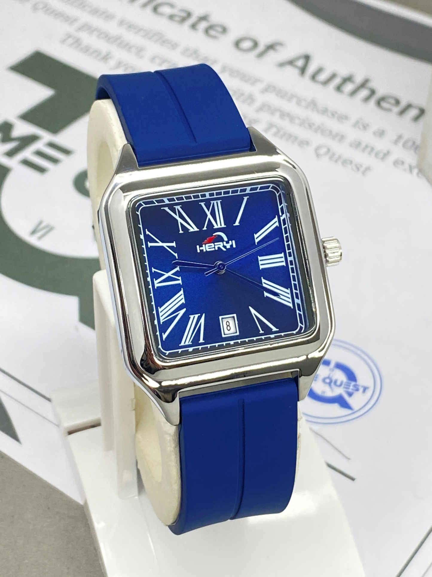 HERYI Square Dial Shape Magnetic Lock & Silicone Straps Watch For Men