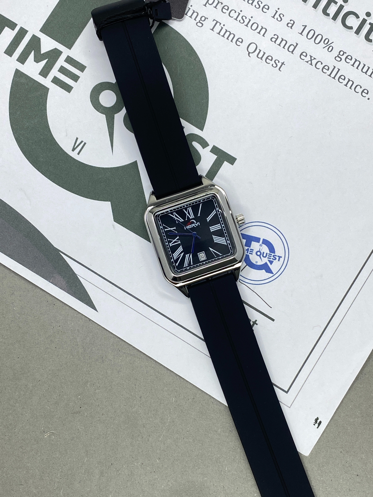 HERYI Square Dial Shape Magnetic Lock & Silicone Straps Watch For Men