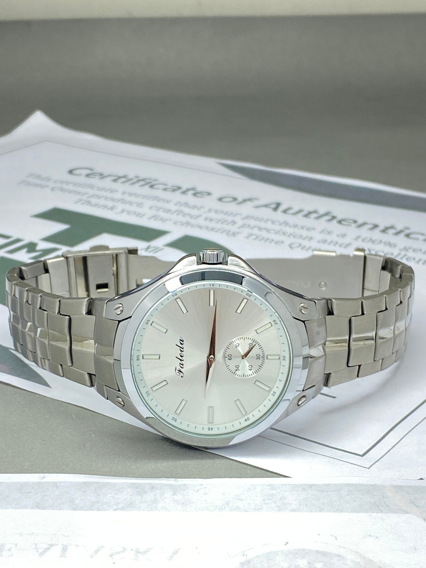 FALEDA Down Second Men's Round Dial Analog Stainless Steel Chain Watch