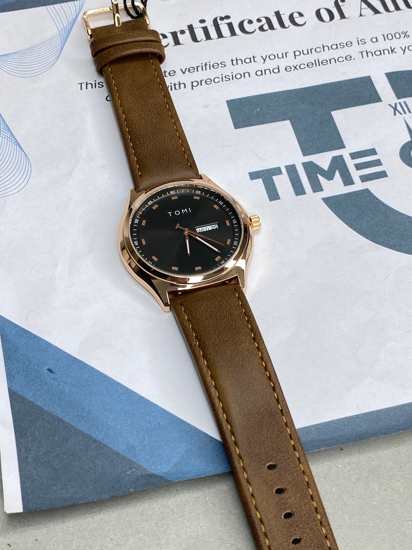 Tomi T-030 Date & Day Strap Watch For Men