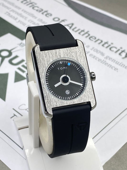 TOMI T-022 Analog Stainless Steel Case Silicone Straps Watch For Men