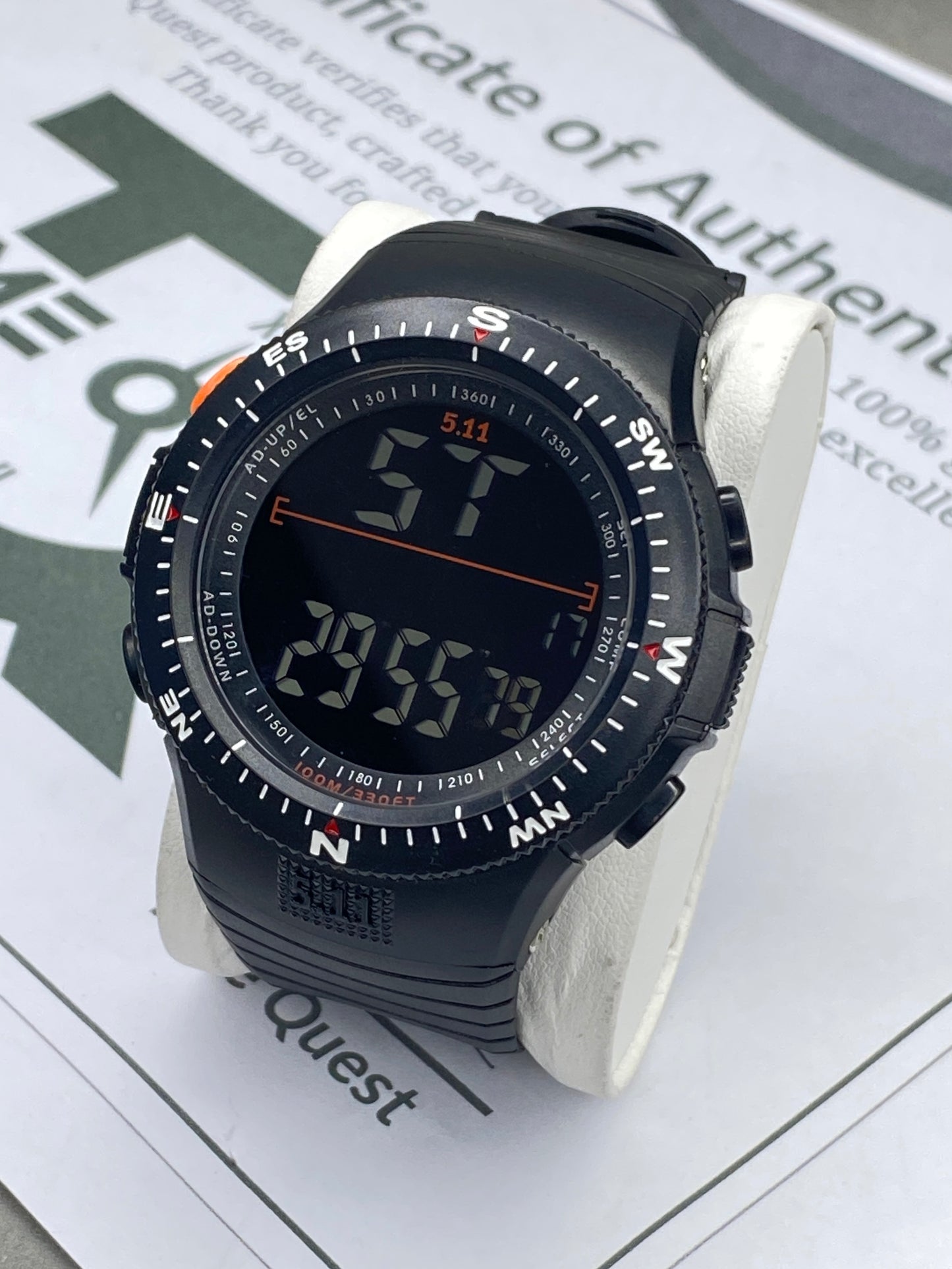 Men's Round Dial Rotatable Bezel Digital Display Multifunctional Sports Watch