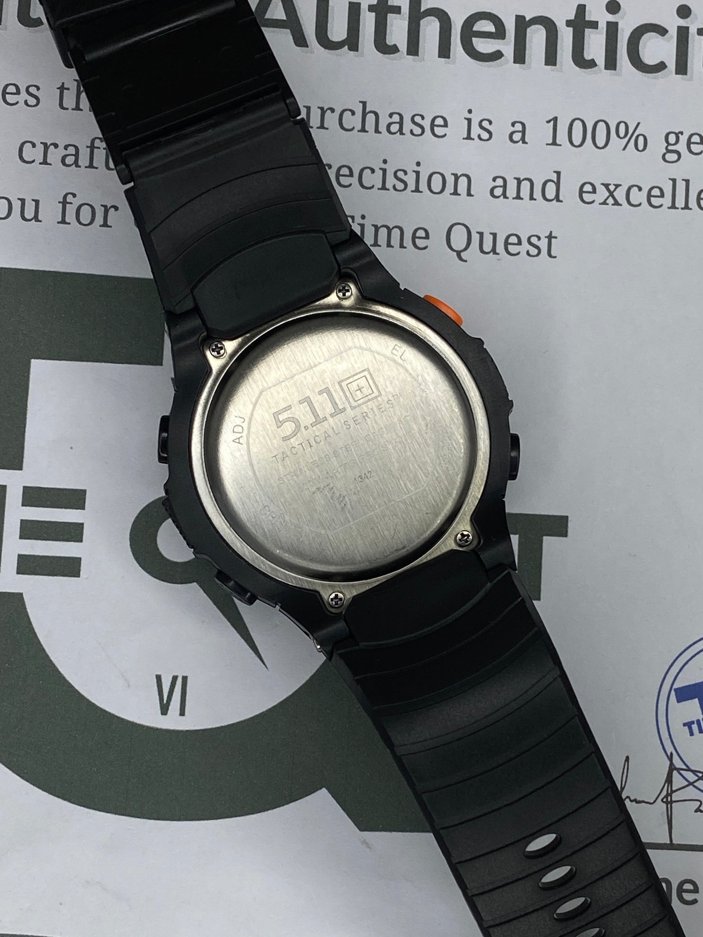 Men's Round Dial Rotatable Bezel Digital Display Multifunctional Sports Watch