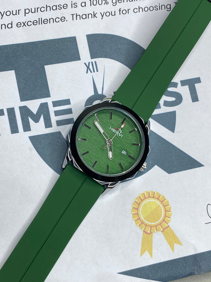 Heyri Slim Design Magnetic Lock & Silicone Straps Watch