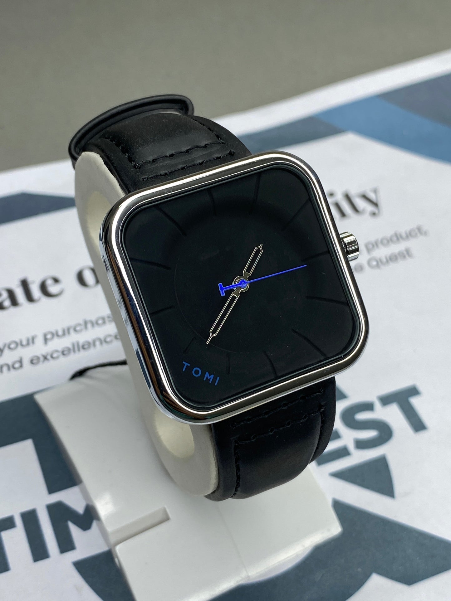 Tomi T-093 Square Design Straps Watch
