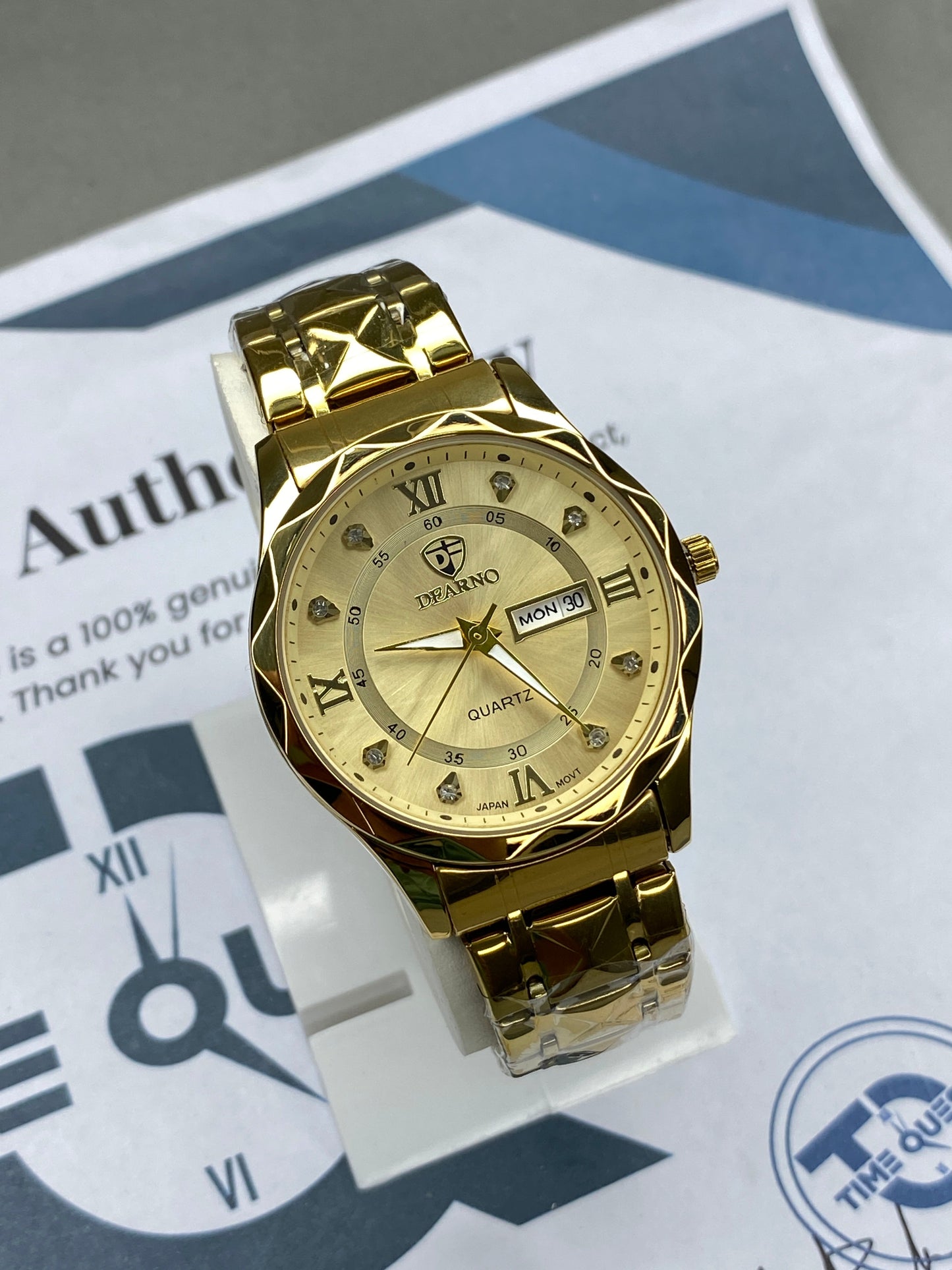 Dearno Prism Design Luxury Chain Watch For Men