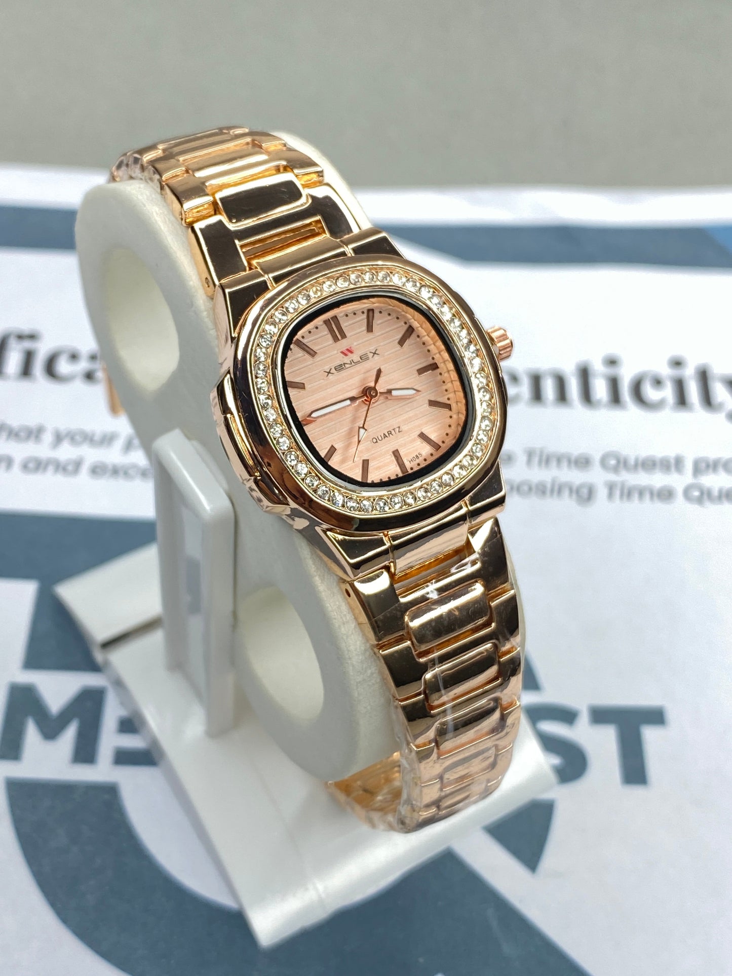 Luxury Xenlen Ladies Watch – Perfect Gift for Her