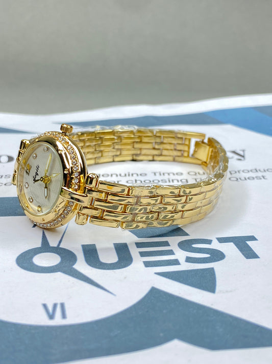 Aoqili Ladies Watch – Golden Women's Timepiece