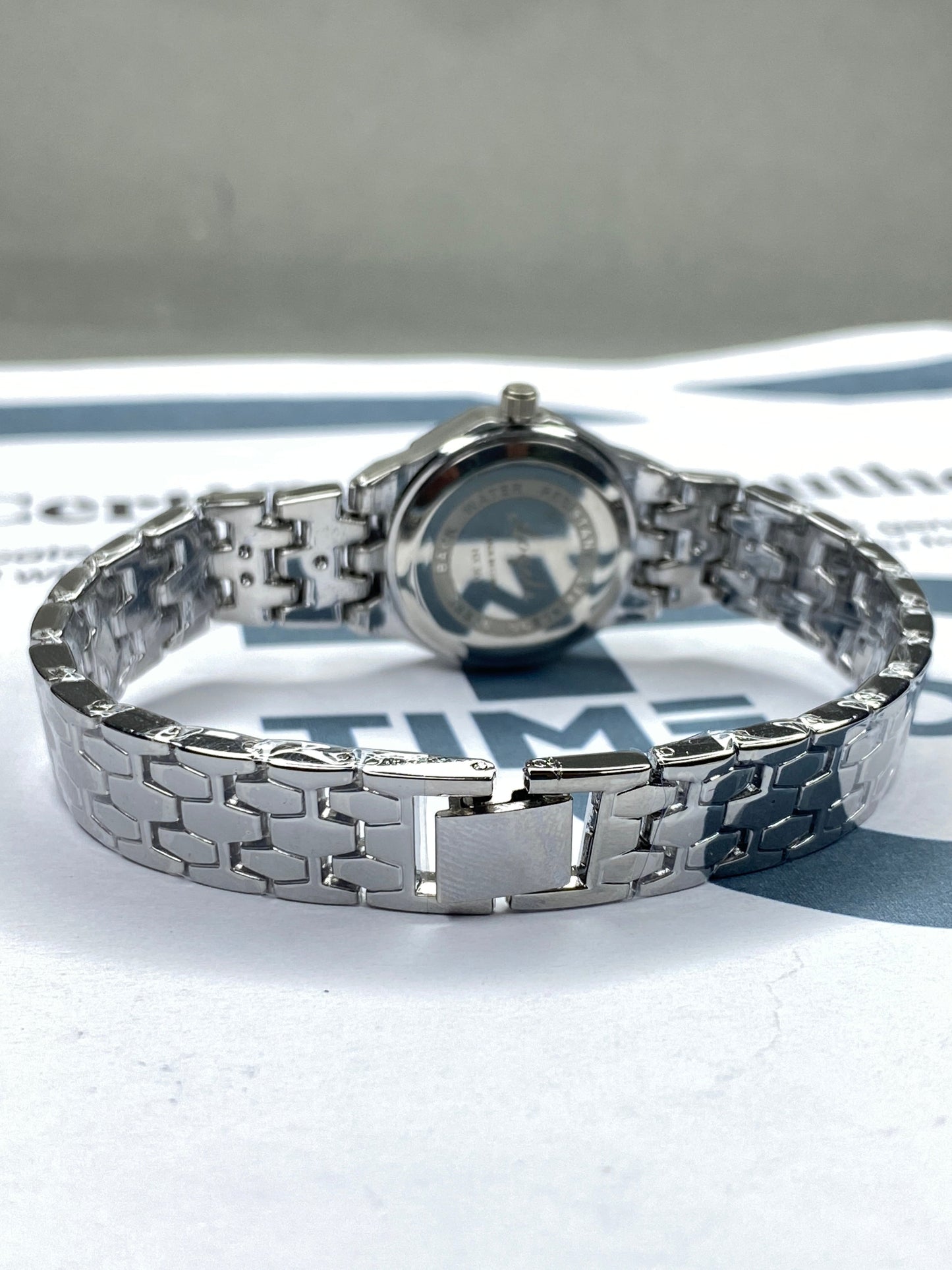 Luxury Aoqili Octagonal Shape Ladies Watch