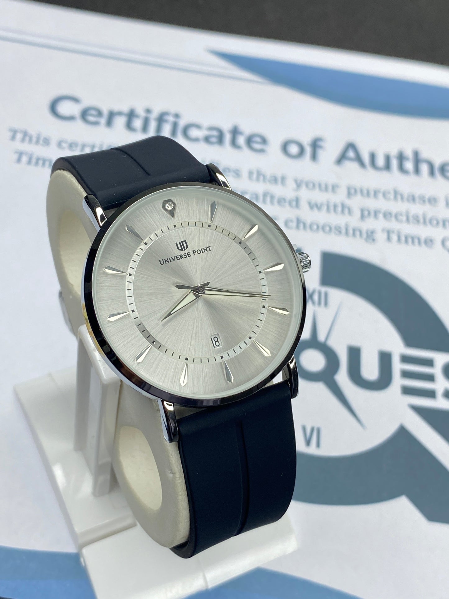 Universe Point Magnetic Lock & Silicone Straps Watch