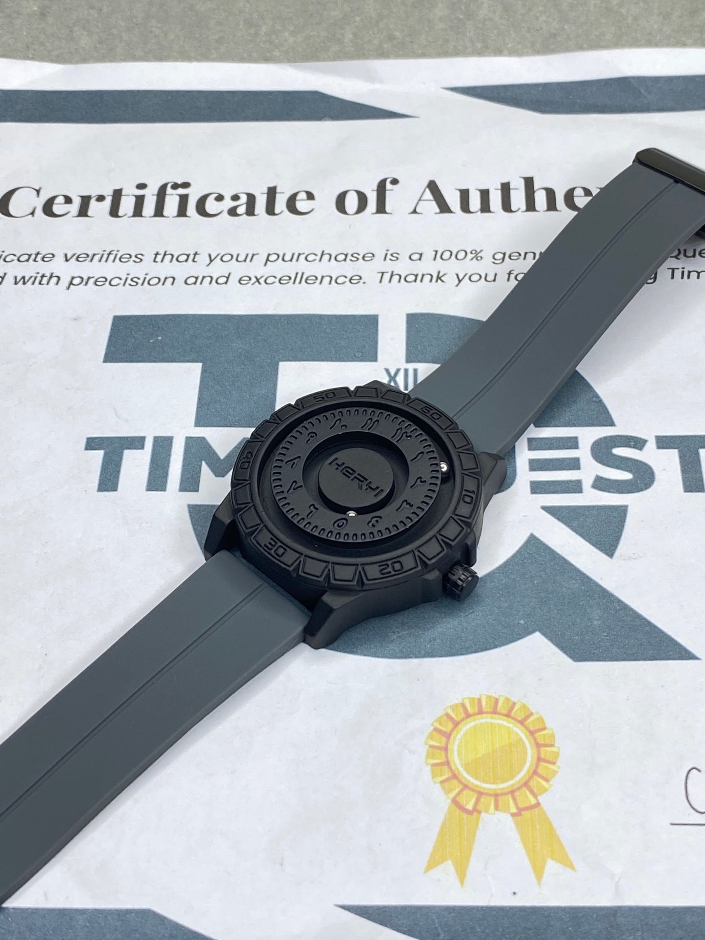 HERYI Revolutionary Bearing Watch With Magnetic Lock & Silicone Rubber Straps