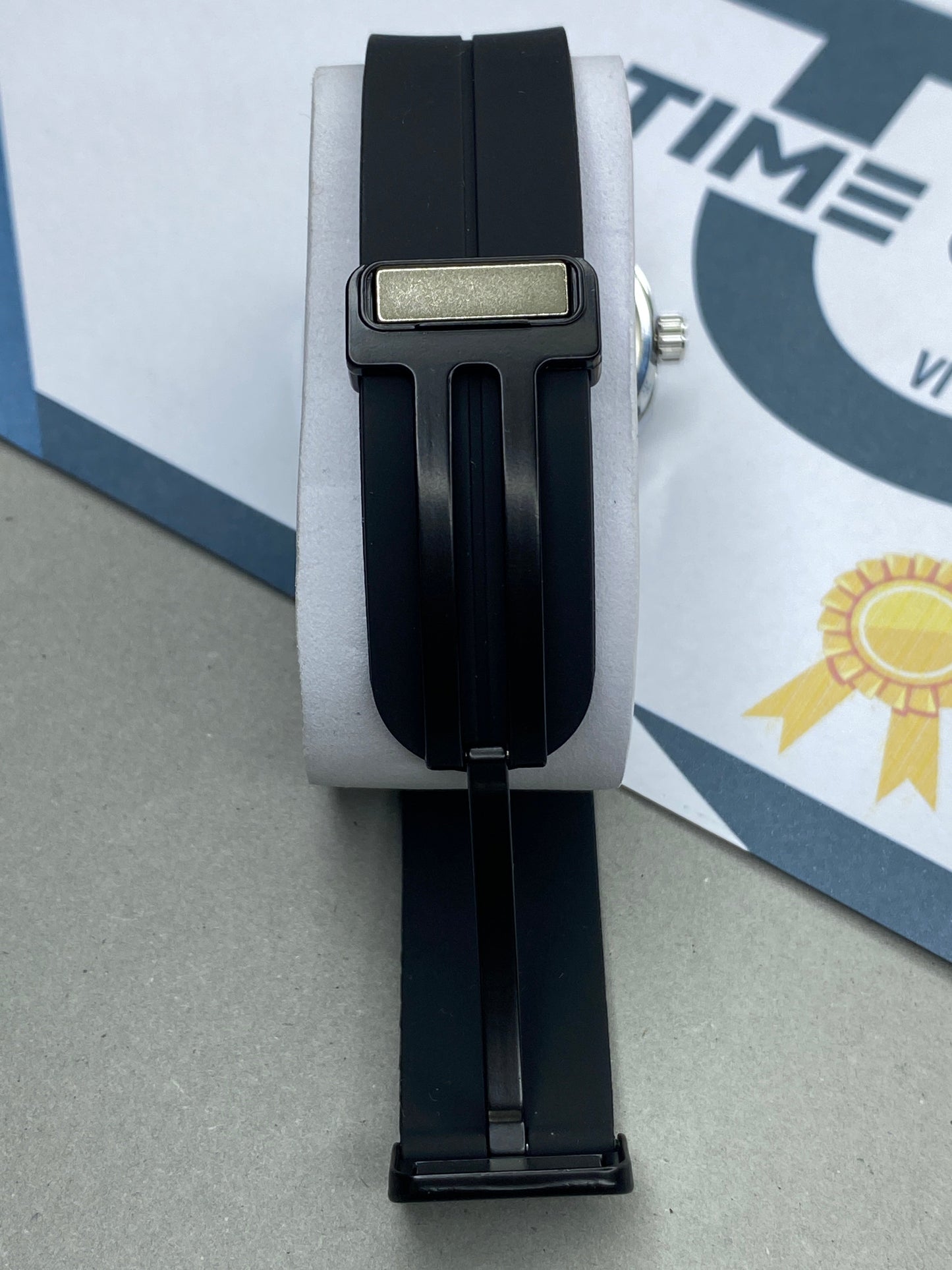 Universe Point Silicone Rubber Strap With Magnetic Master Lock