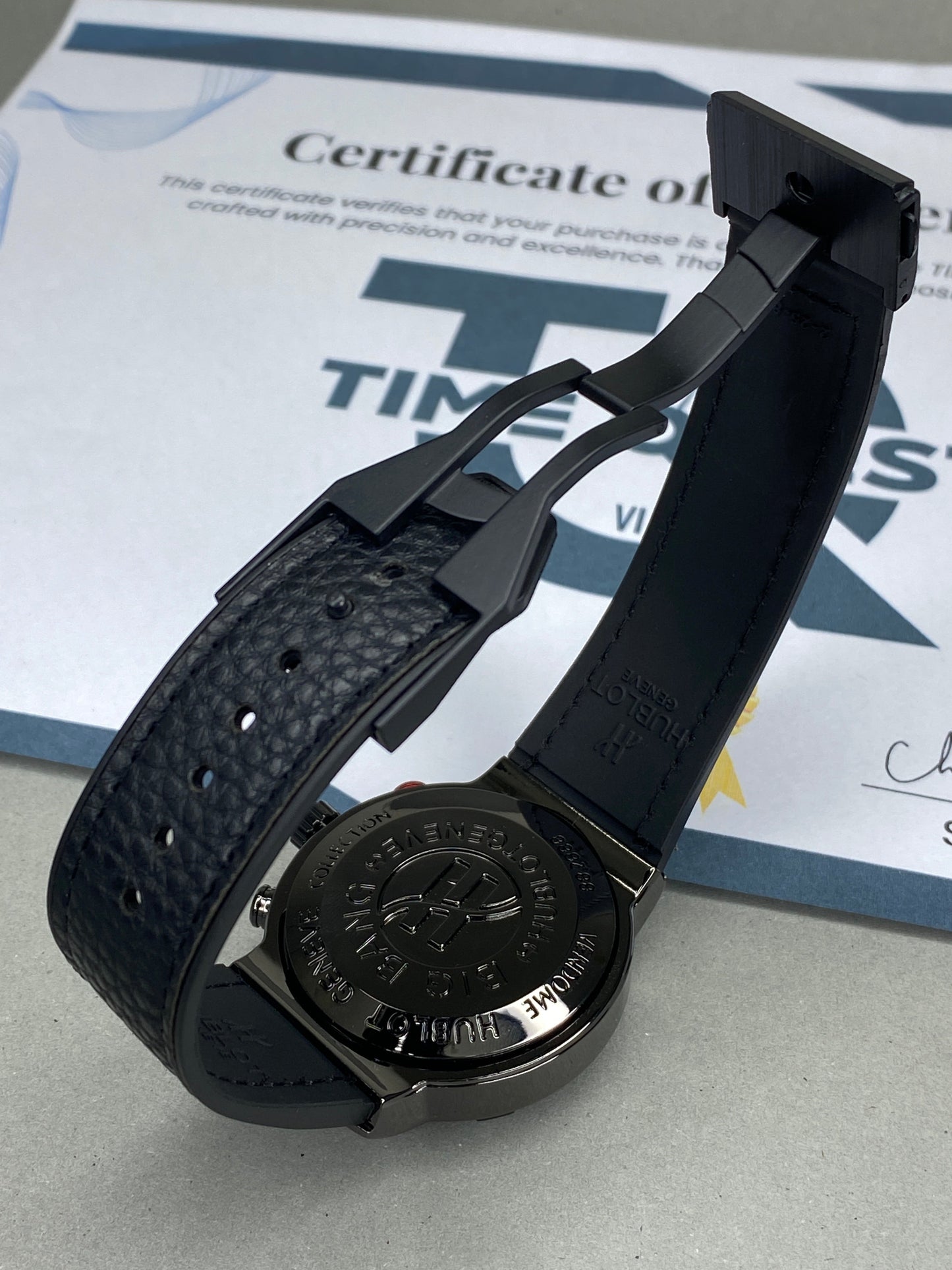 Hub Gevene Master Lock Leather Strap watch