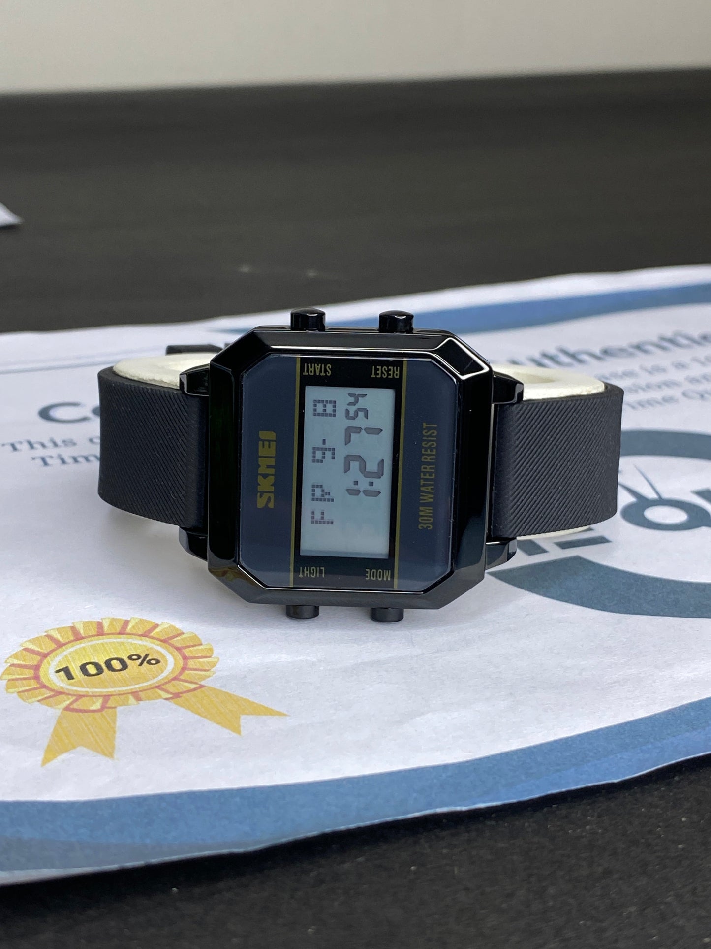 SKMEI 1814 Sports Watch For Men With Digital Display